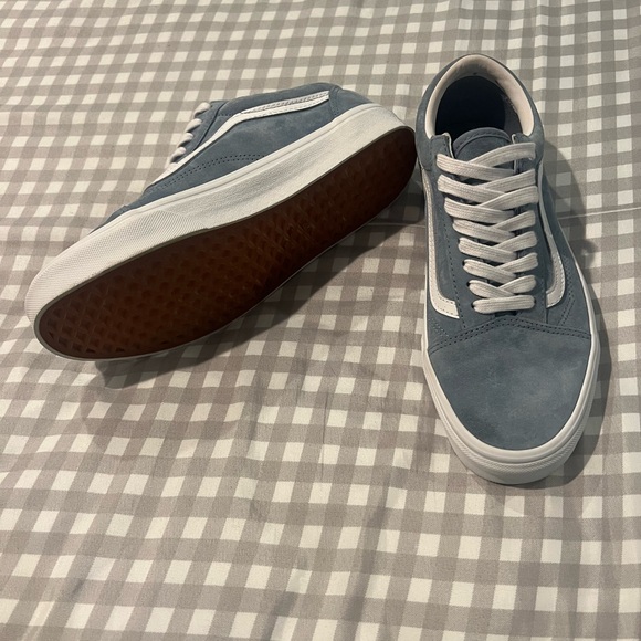 Vans Blue and White Sneakers Classic Skate Design - Picture 2 of 6